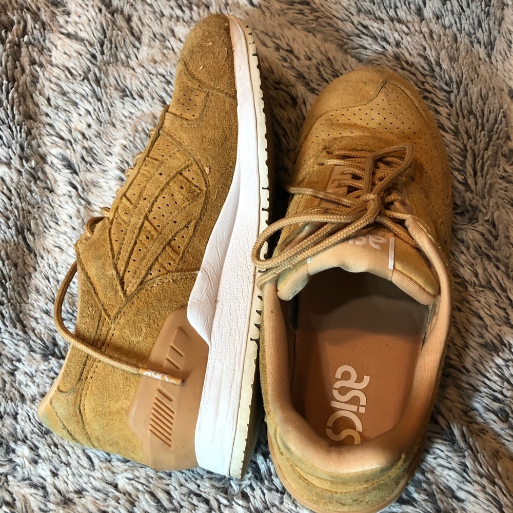ASICS Tennis Shoes